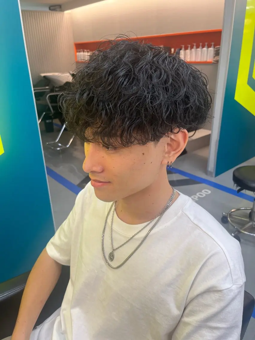 メンズカット×骨格に合わせたメンズパーマの写真