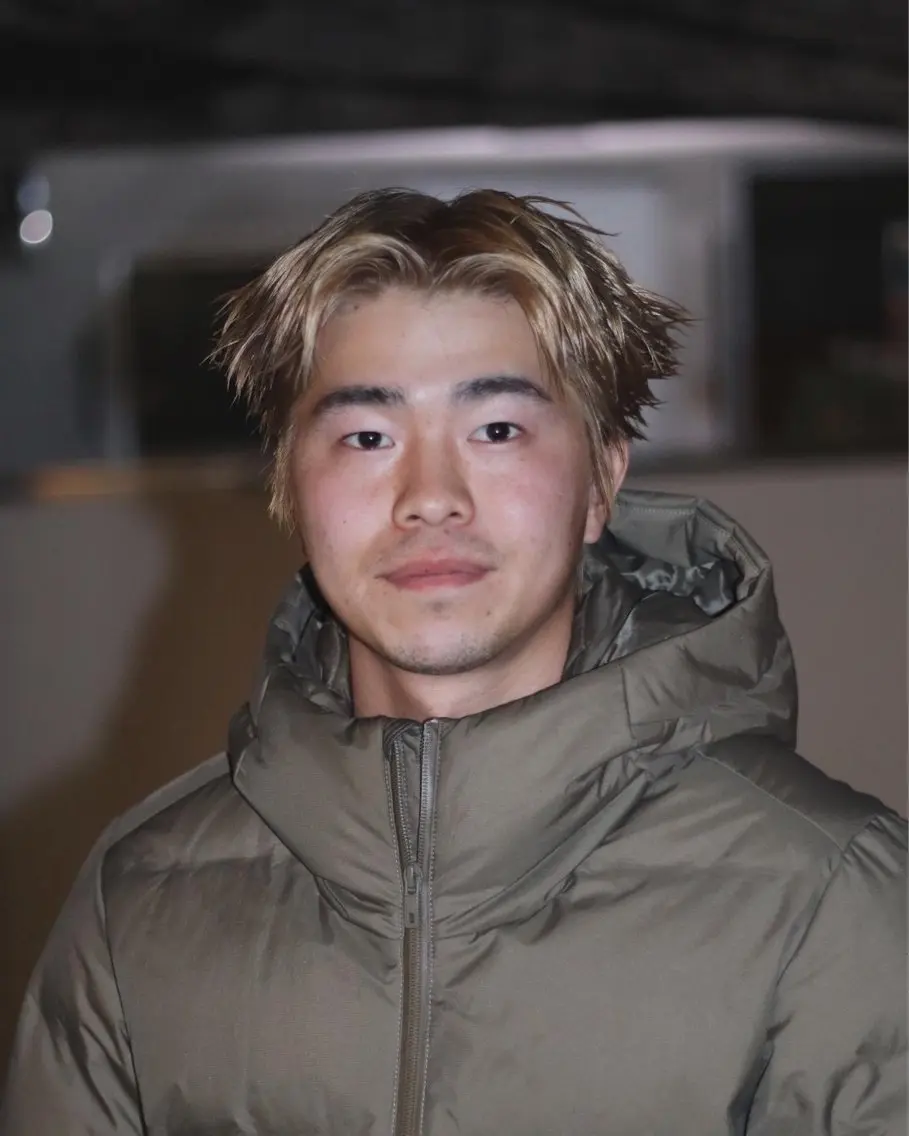 ショート カラー メンズ メンズブリーチ メンズベリーショート ベリーショート ベージュカラー ブリーチ 浅岡 昭汰のヘアスタイル