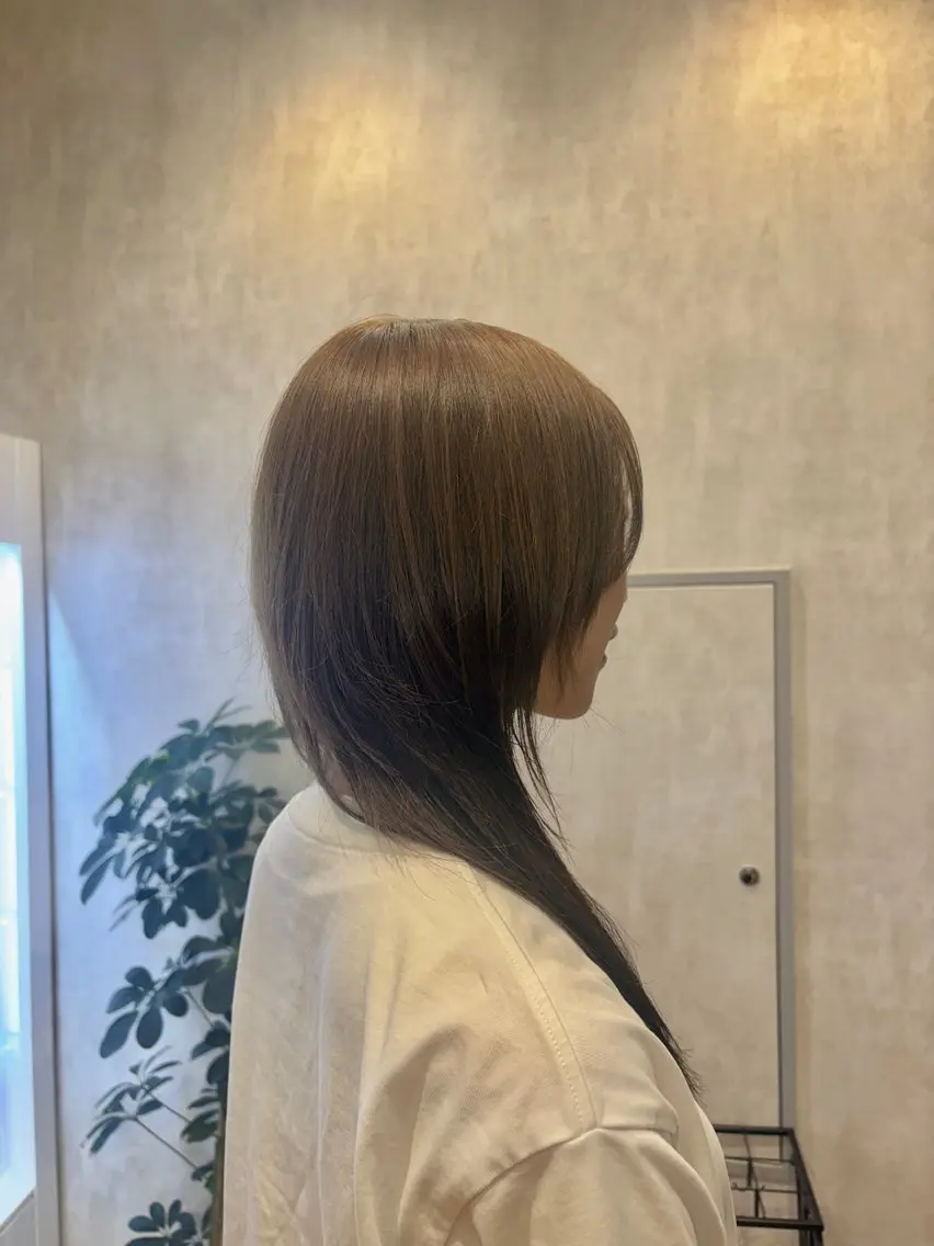セミロング ヘアカラー シオン🪐メンズ特化 レイヤーのヘアスタイル