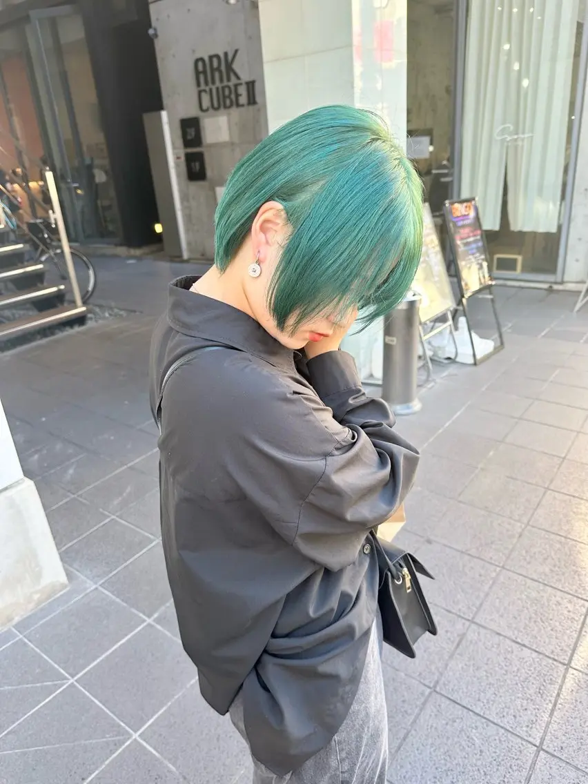 ショート カラー ヘアアレンジ ヘアカラー トリートメント 天神/ブリーチ/ ブリーチなしカラーのヘアスタイル