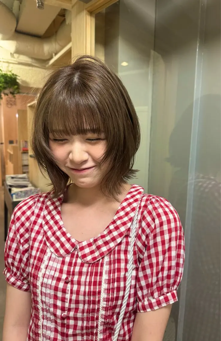 ミディアム カラー カット illatos あやののヘアスタイル