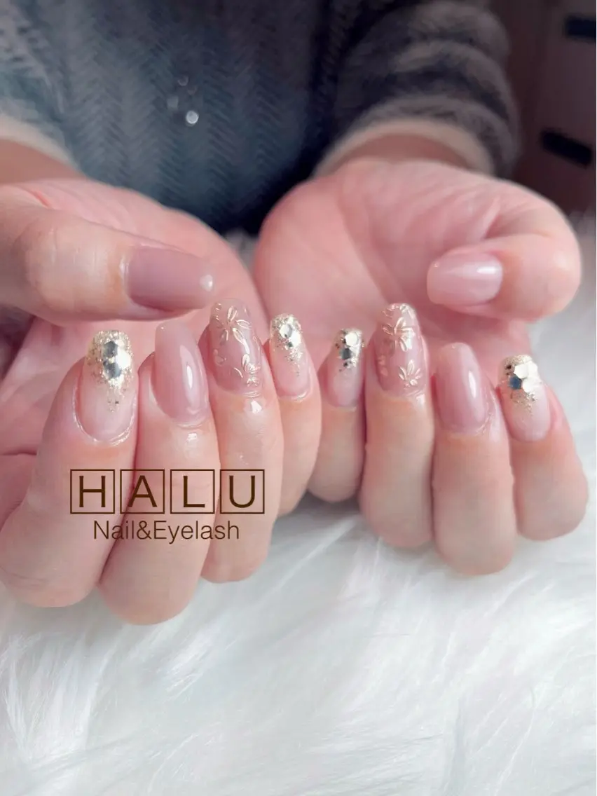 ネイル ミラーネイル HALU ハルのネイルデザイン
