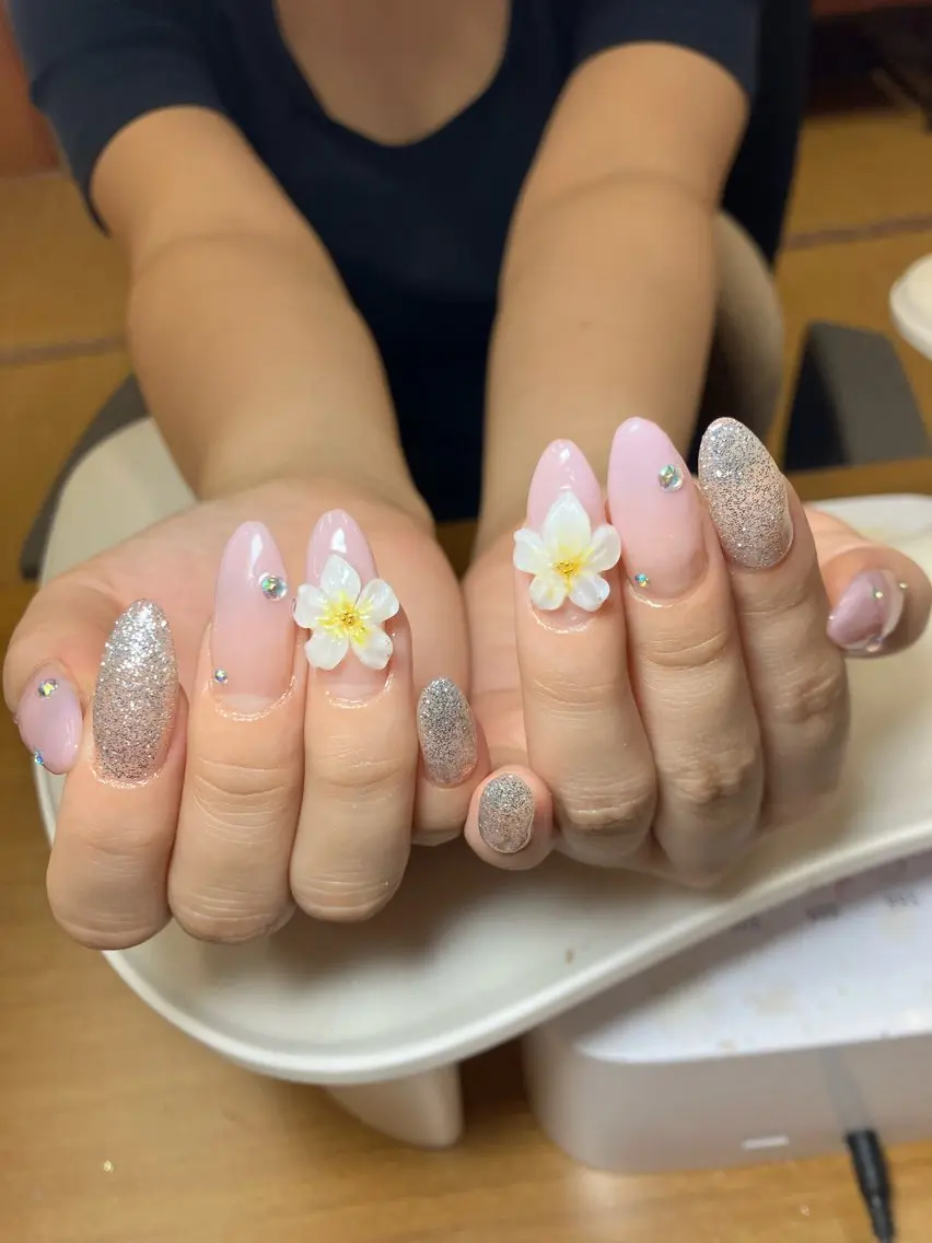 ネイル アートネイル フラワーネイル シンプルネイル ハンドネイル niko nailのネイルデザイン