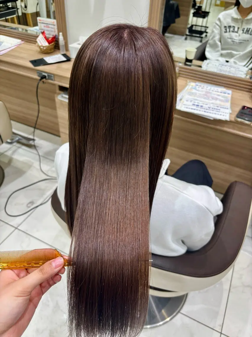 ロング カラー ブリーチ 透明感カラー ヘアカラー 鈴木かのん/縮毛矯正 /ミニモ限定クーポンのヘアスタイル