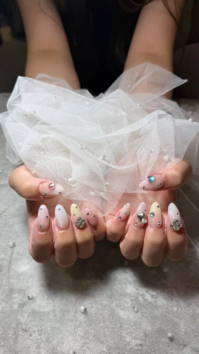 ネイル LOCUS NAIL RINのネイルデザイン