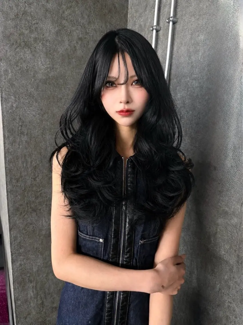 ロング カラー 黒髪 ブルーカラー ブルーブラック ヘアカラー Kd /名古屋カラーモデルのヘアスタイル