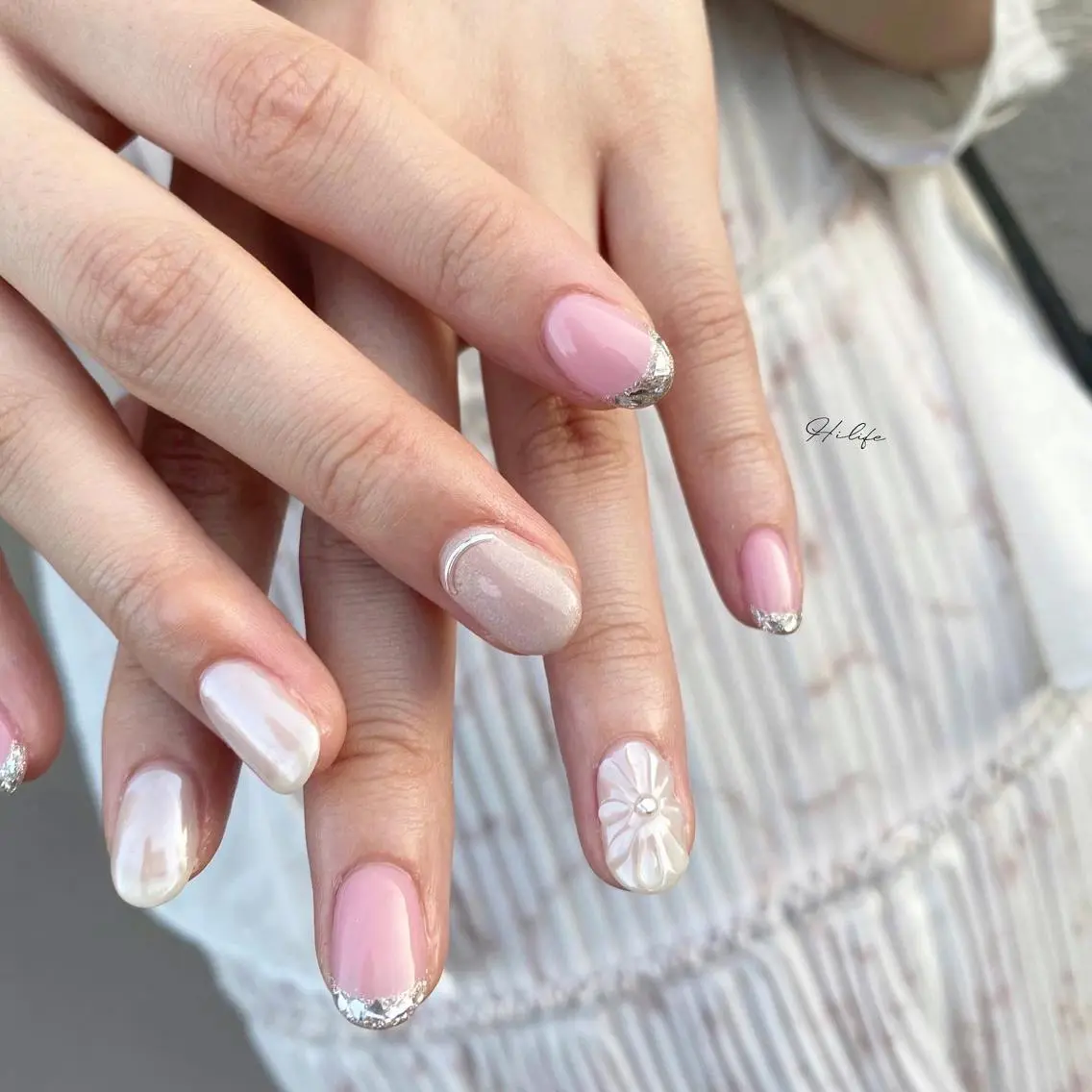 ネイル フレンチネイル ガラスフレンチ ネイルチップ ハンドネイル Nail Adore.のネイルデザイン