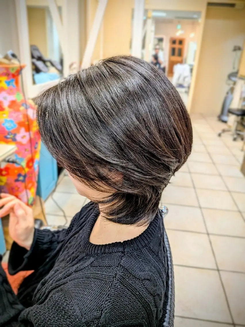 ミディアム ウルフカット 美容室C-Rabs 本多　鋭一のヘアスタイル