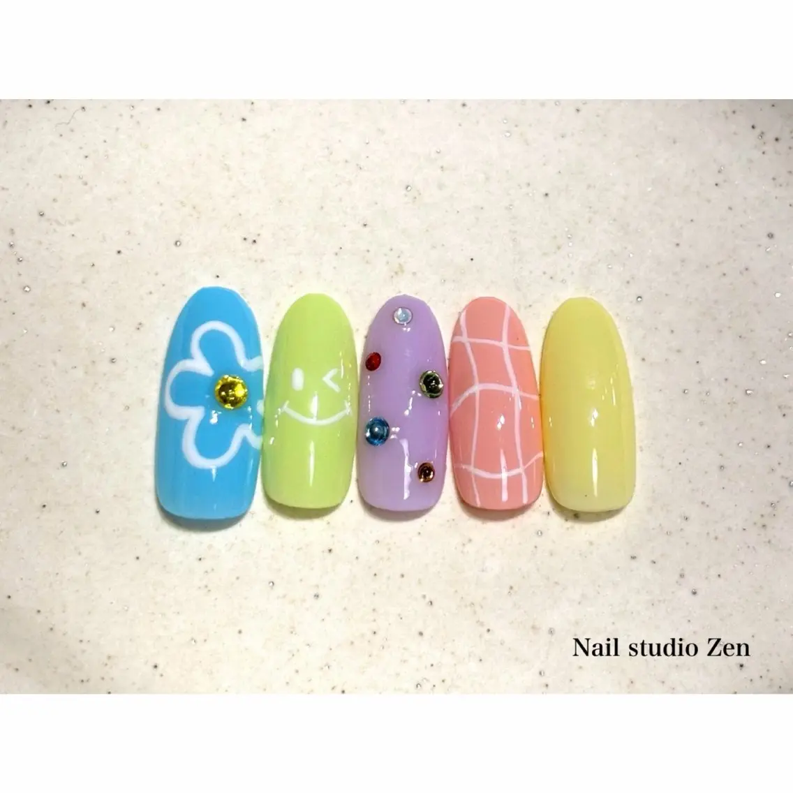 ネイル ハンドネイル NailStudio Zen🦇akaneのネイルデザイン