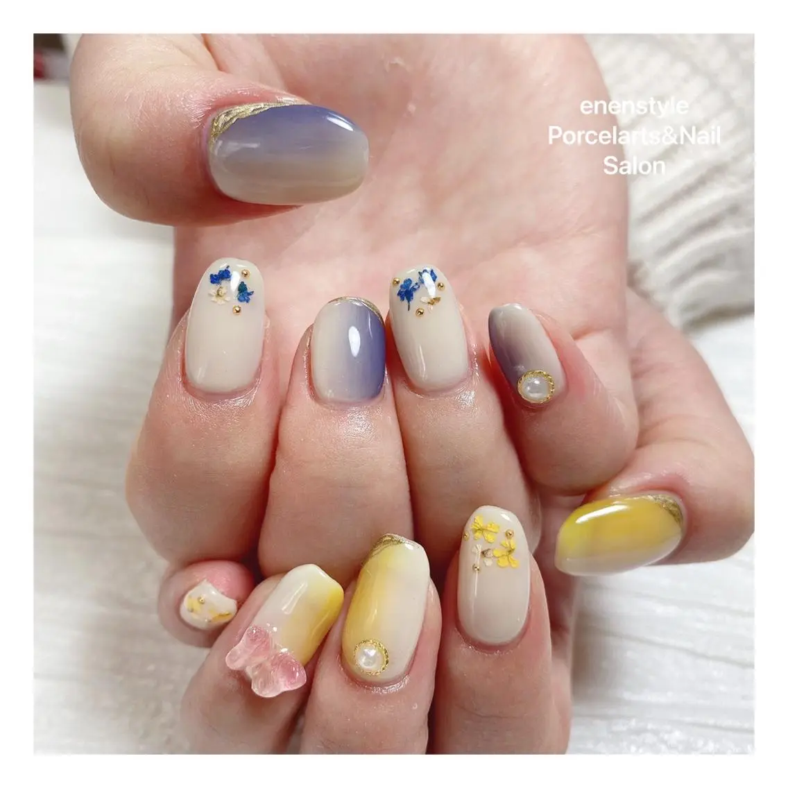 ミディアム ネイル ハンドネイル 🐾enen style 🐾のネイルデザイン