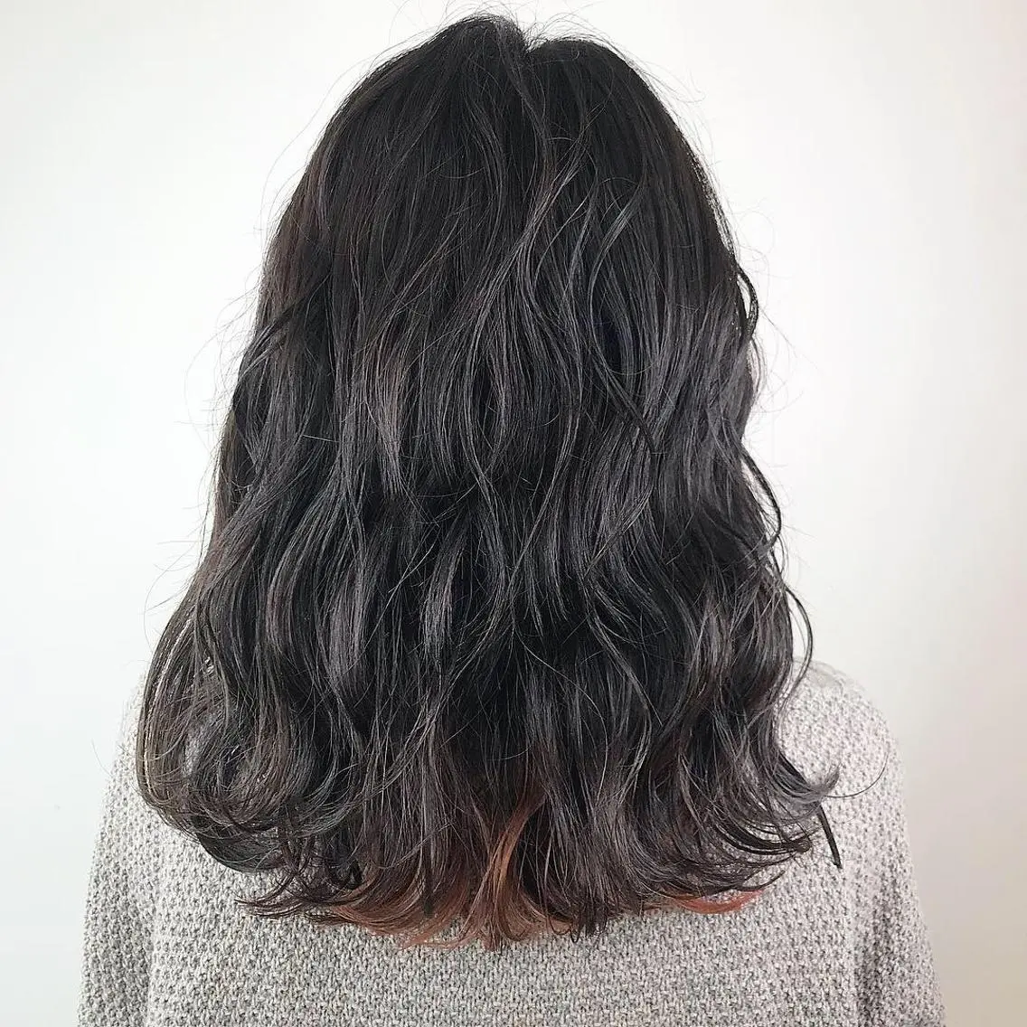 カラー デザインカラー Lienのヘアスタイル