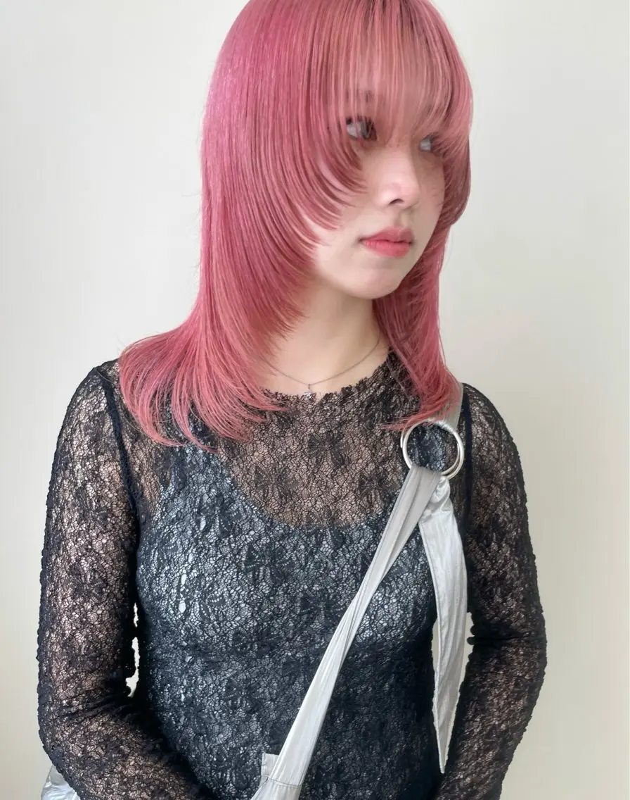 ミディアム レイヤーカット 名古屋美容室 Sopiリナのヘアスタイル