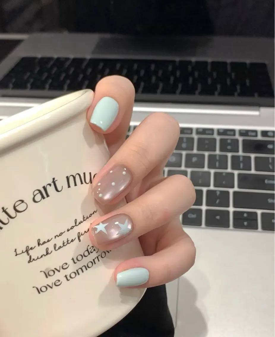 ネイル アートネイル チークネイル 長さ出し フレンチネイル ジェルネイル 🦋new Nail🦋ニノのネイルデザイン