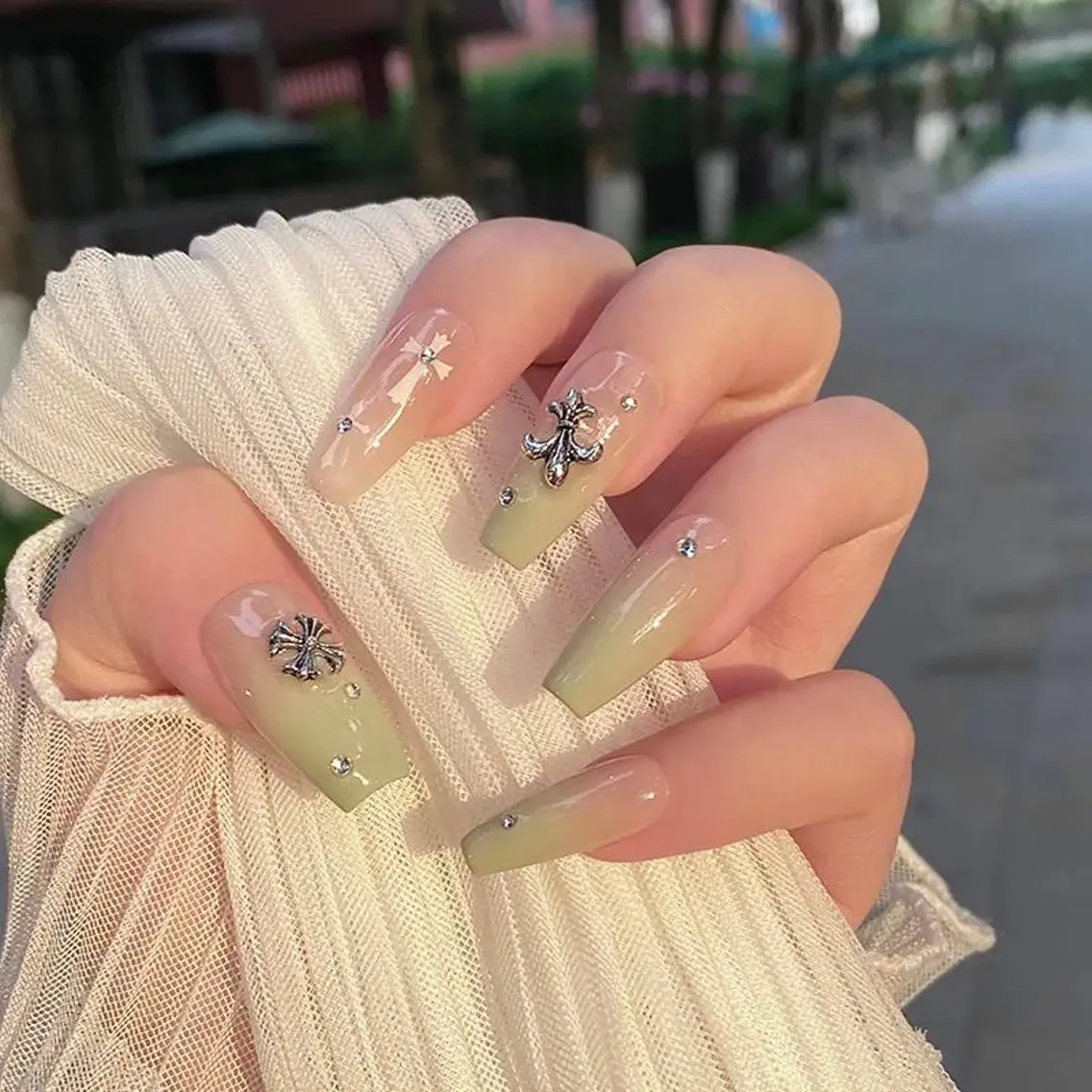 ネイル ハンドネイル Glow Nail スカルプ専門店のネイルデザイン