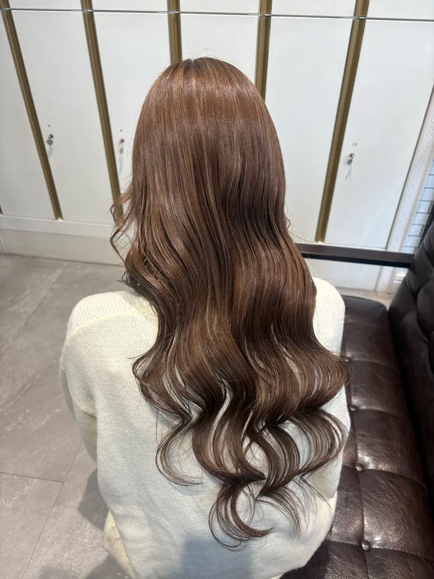 ロング ハイライト ヘアカラー 艶髪/透明感カラー 🫧韓国ヘアのヘアスタイル