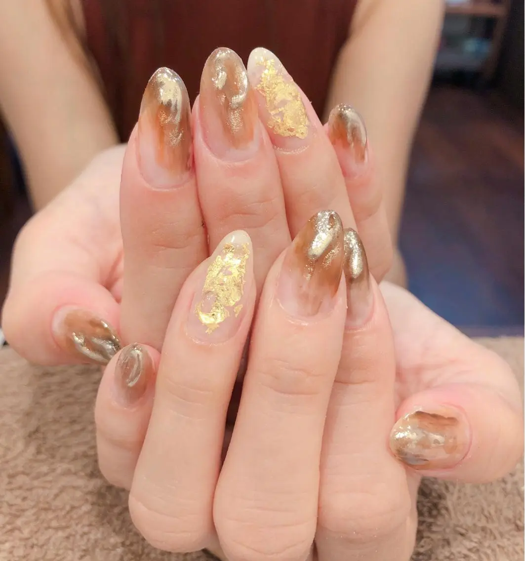 ネイル 赤色 BEBE BEAUTEのネイルデザイン