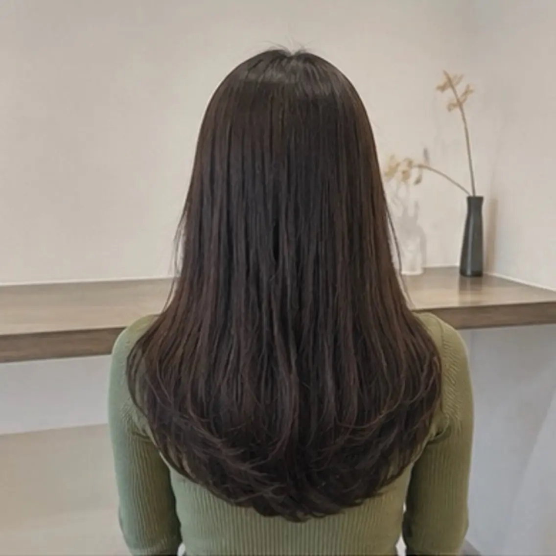 ロング カラー ヘアカラー mariko🌞 haku.箕面店のヘアスタイル