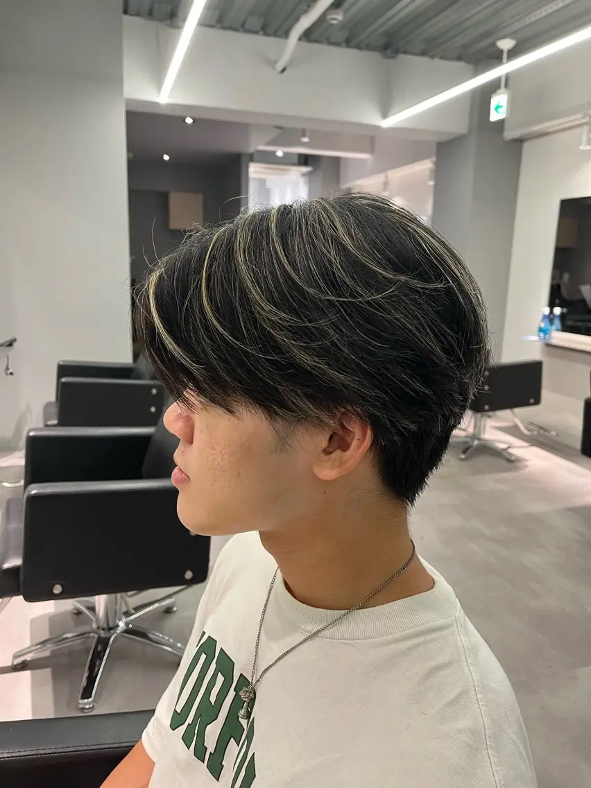 ミディアム カラー メンズ カット ヘアカラー 高橋 周のヘアスタイル