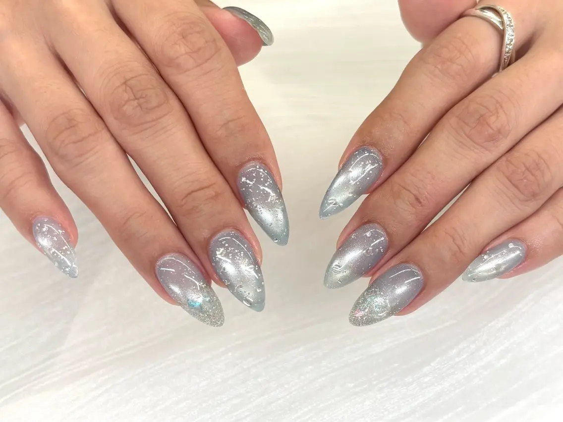 ネイル キラキラネイル ハンドネイル GRACE Rioのネイルデザイン