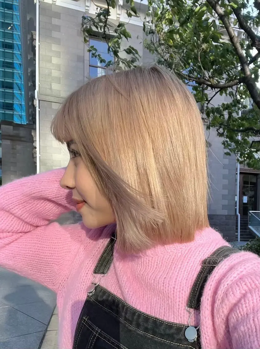 ショート カラー シールエクステ ベージュカラー ブリーチ ブロンド ブロンドベージュ 🦋韓国hair🦋 エクステ店長sakiのヘアスタイル