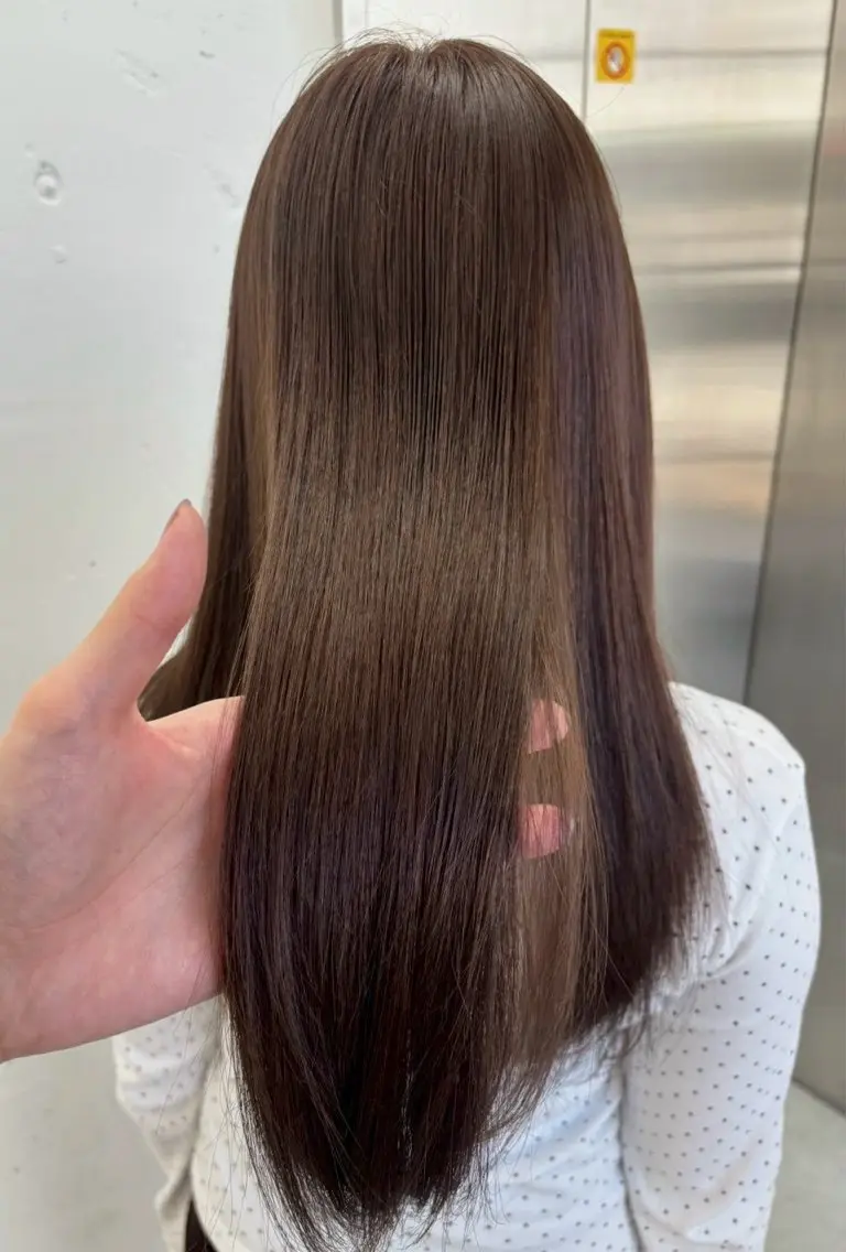 カラー ヘアカラー 野内 柚那のヘアスタイル