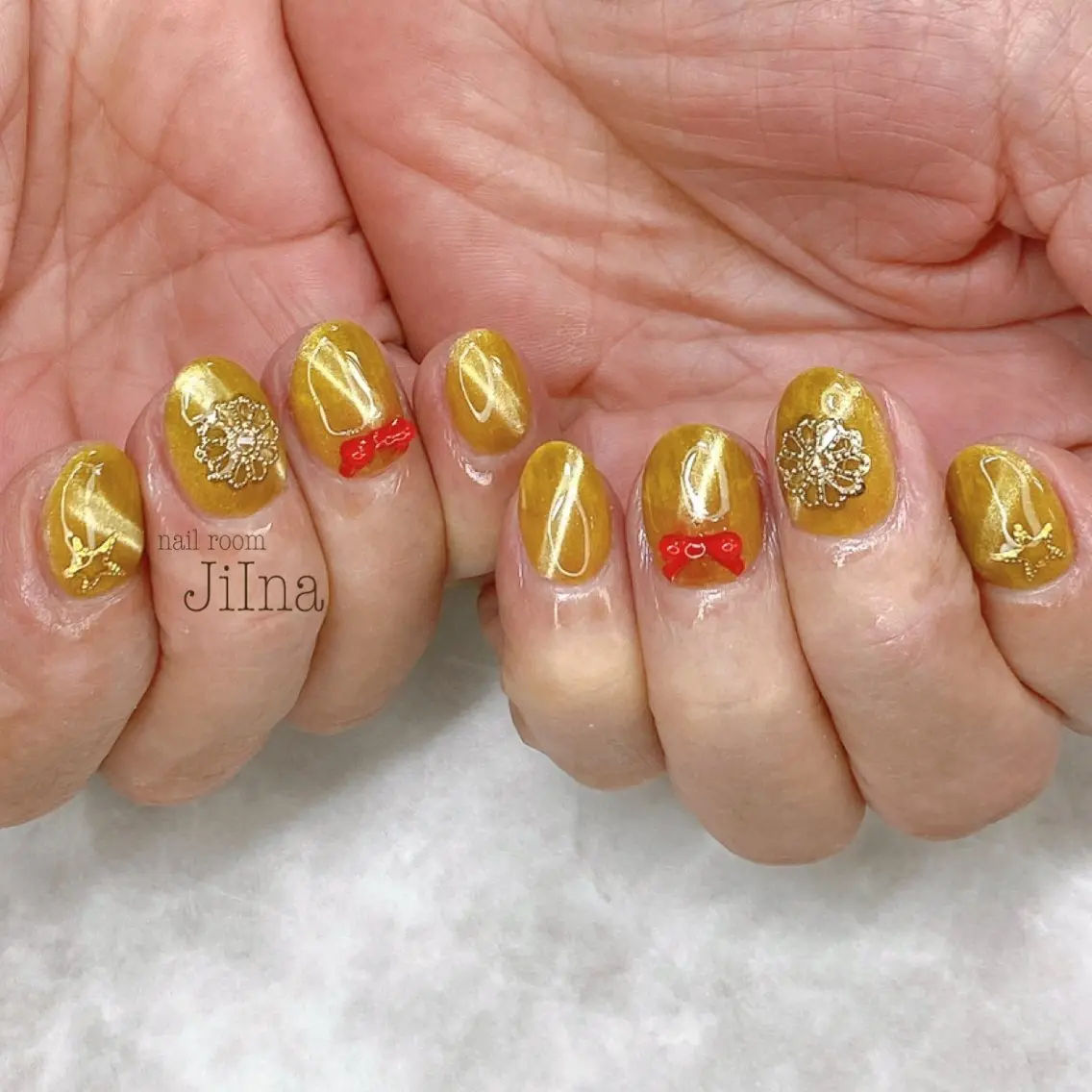 ネイル マグネットネイル マグネットワンカラー ワンカラーネイル JiIna nailのネイルデザイン