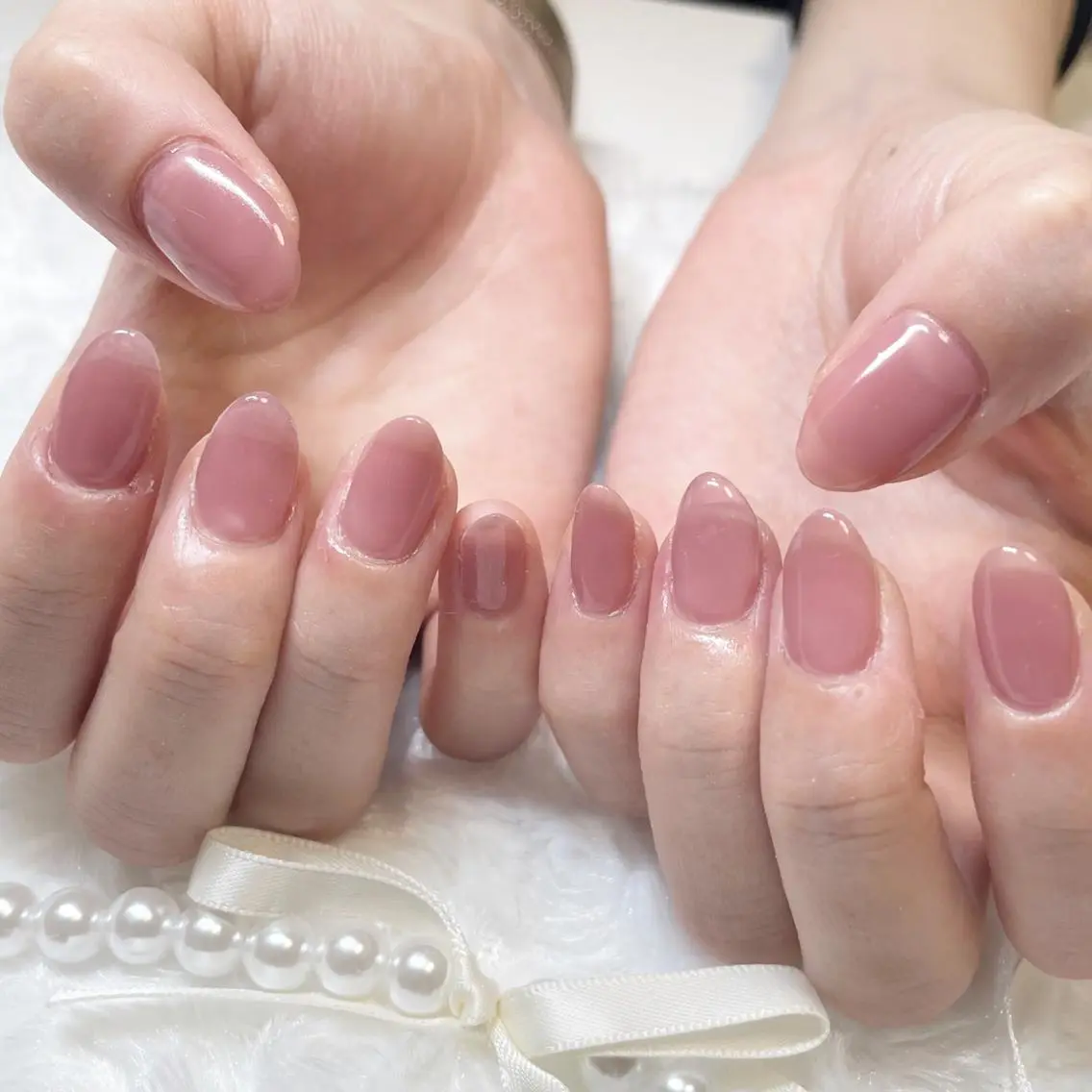 ネイル ジェルネイル 韓国ネイル 持ち込み ワンカラーネイル ワンホンネイル ハンドネイル fiore nail 🦋のネイルデザイン