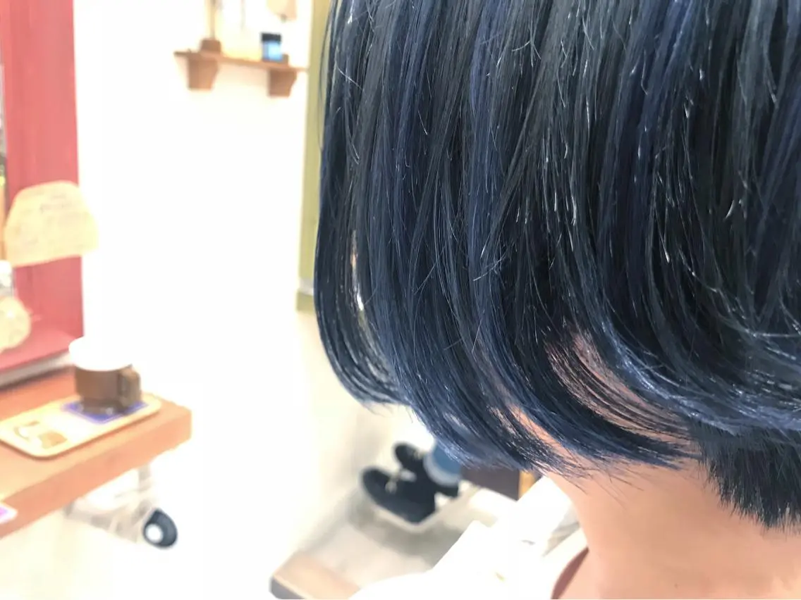 ショート カラー 黒髪 ブリーチ ブルーカラー ブルーブラック メンズ指名多数!! 田島史也のヘアスタイル