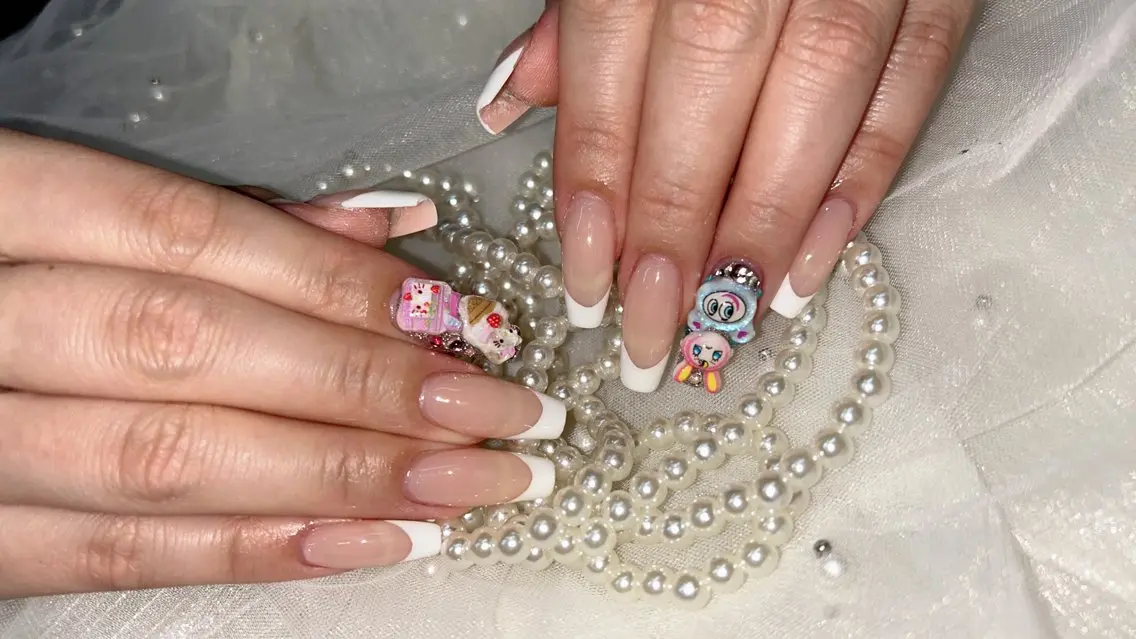 ネイル フレンチネイル ハンドネイル 《LB》ラブリエ Nail&eyeのマツエク・マツパデザイン