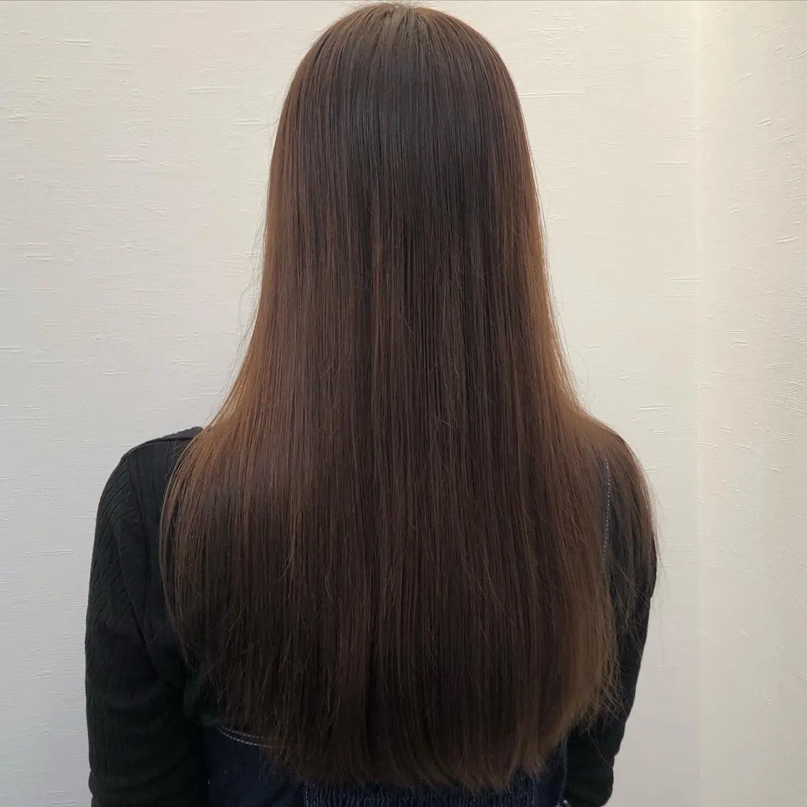 ロング ツノガイ エリのヘアスタイル