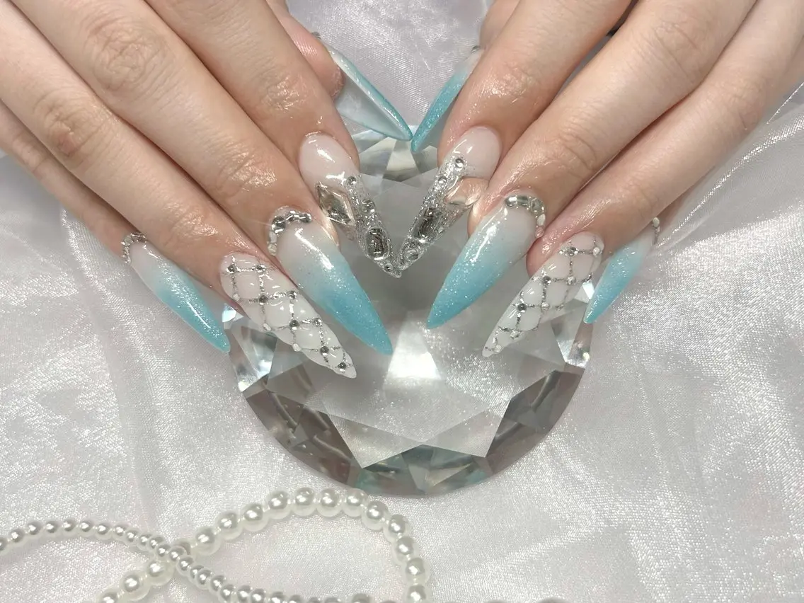 ネイル ハンドネイル nailsalon AXIAのネイルデザイン