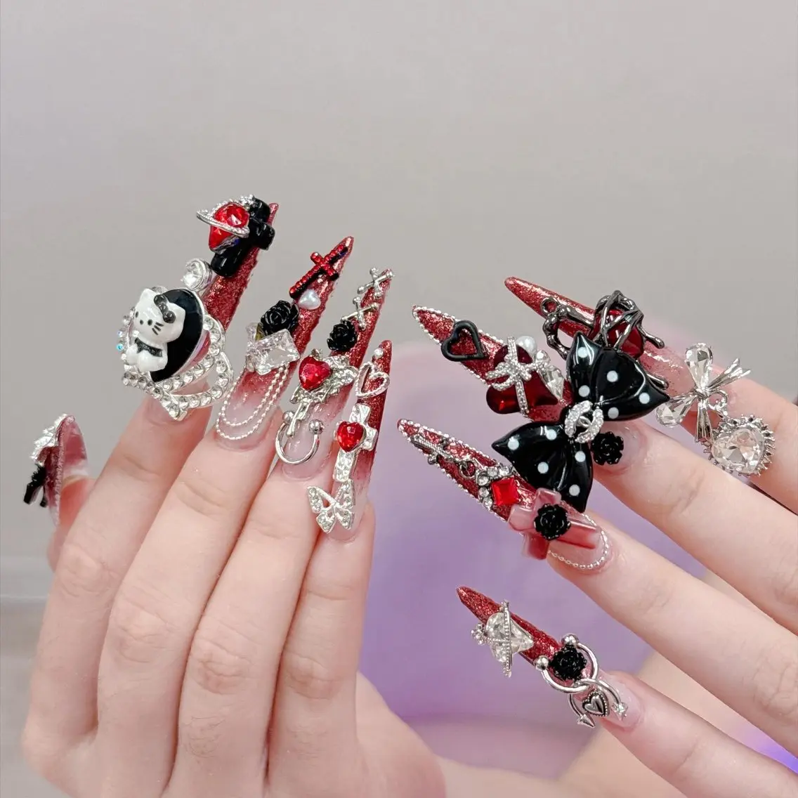ネイル オーロラネイル クリアネイル ジェルネイル ガーリー 韓国ネイル ハンドネイル Sakura Nail Salonのネイルデザイン