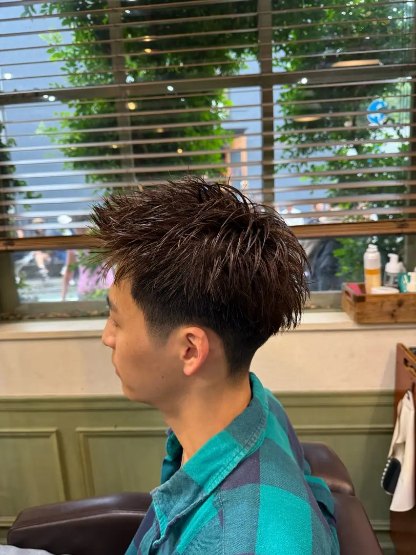 メンズ 赤木蓮/メンズ特化/ スパイキーショートのヘアスタイル