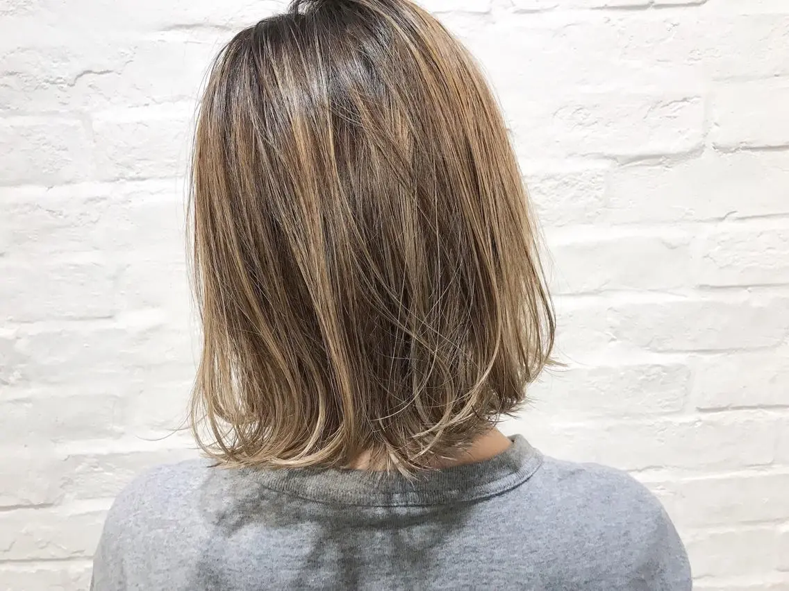 ショート カラー ベージュカラー ブリーチ ハイライトカラー ハイトーンカラー ハイライト ボブ ショート 特化 迫田紘史のヘアスタイル