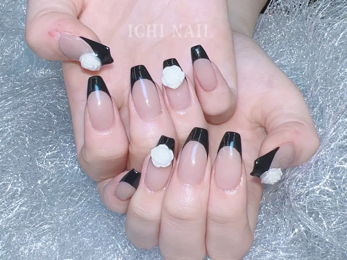 ネイル ハンドネイル 🧚🏻‍♀️ NOHA🎀のネイルデザイン