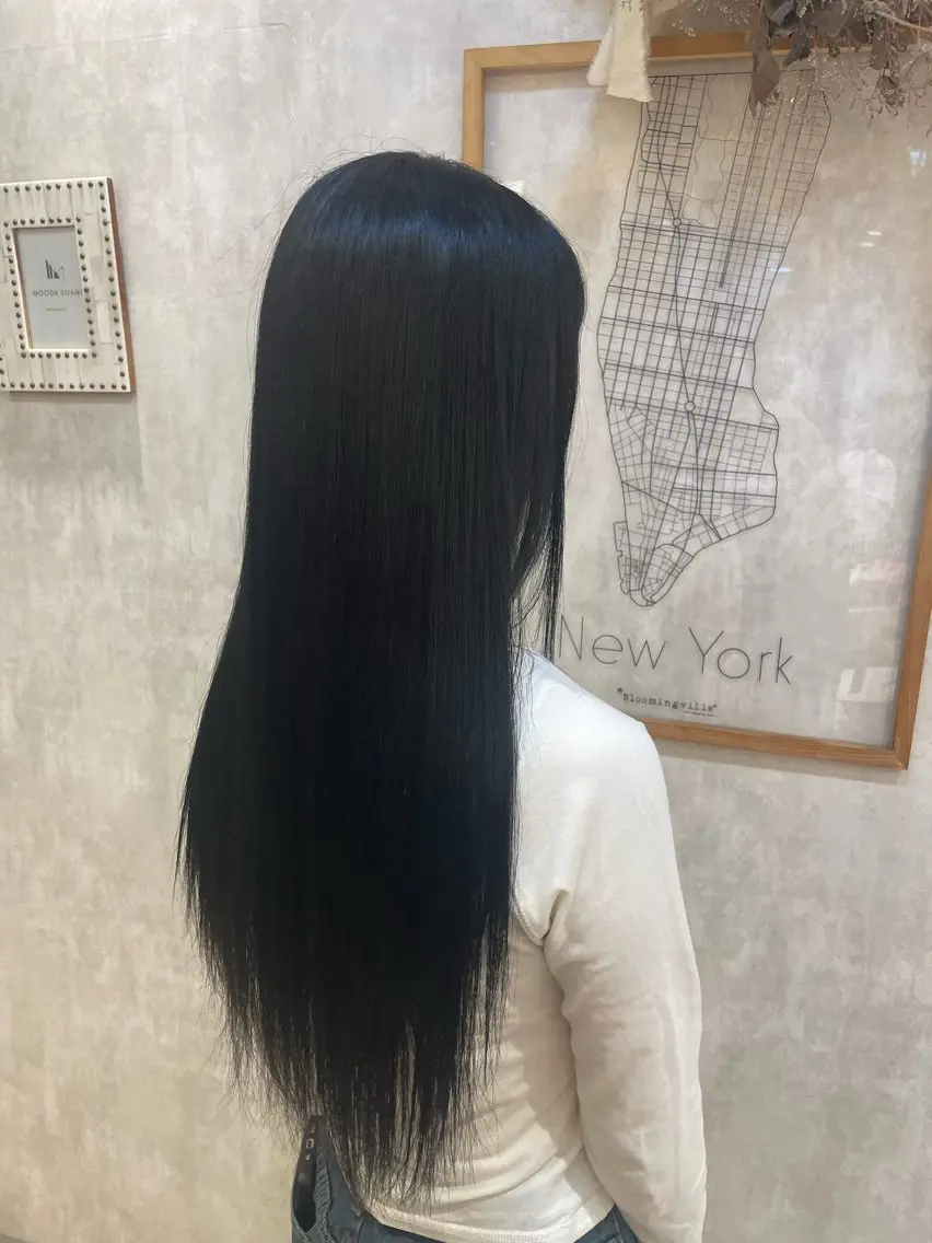 ロング カラー 透明感カラー 宮本 優稀奈のヘアスタイル
