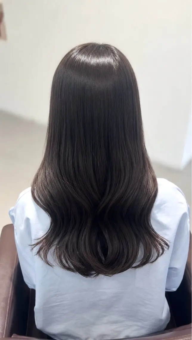 ロング カット ヘアカラー トリートメント ️🫧透明感カラー& 髪質改善🎀いさきのヘアスタイル