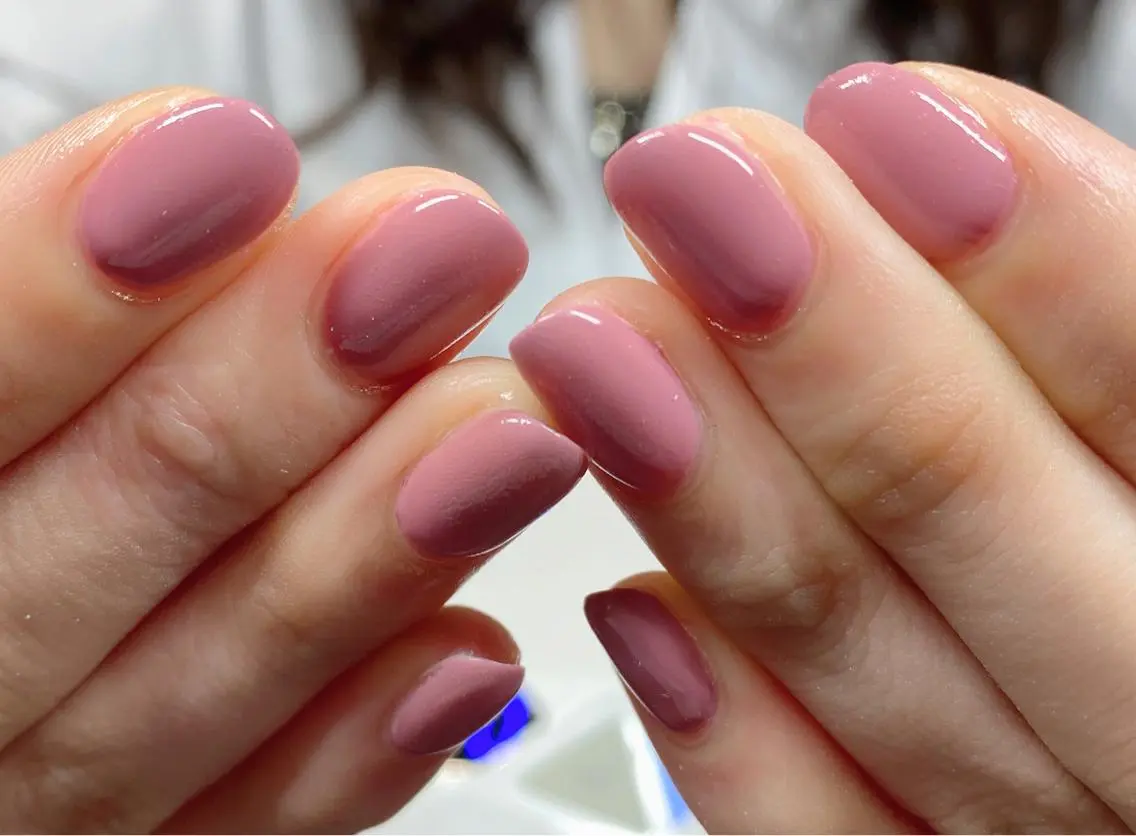 ネイル ハンドネイル ニュアンスネイル🌈 MYU Nailsのネイルデザイン