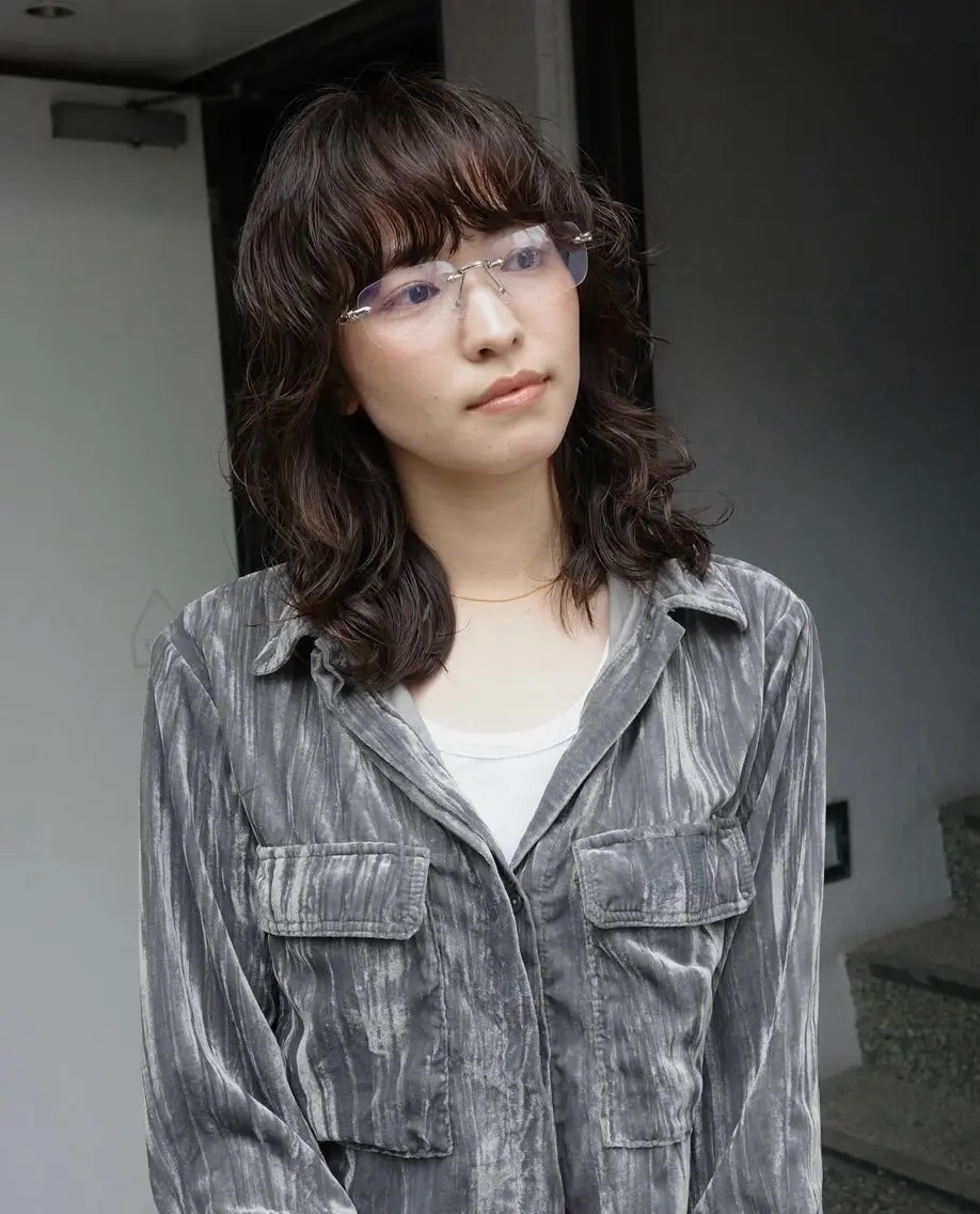 セミロング 佐川 寧音　《パーマ》のヘアスタイル