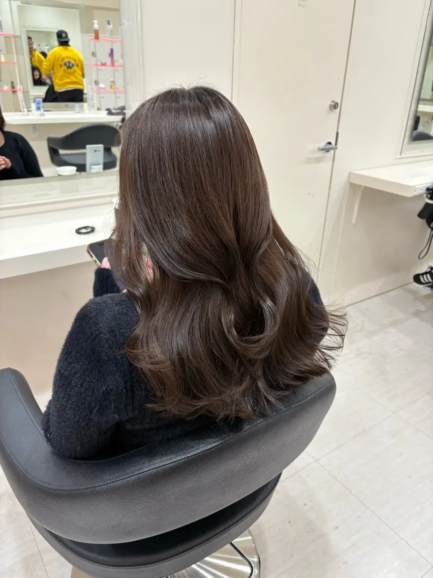 ミディアム カラー ヘアアレンジ ヘアカラー 💟RINNA 艶カラー💟のヘアスタイル