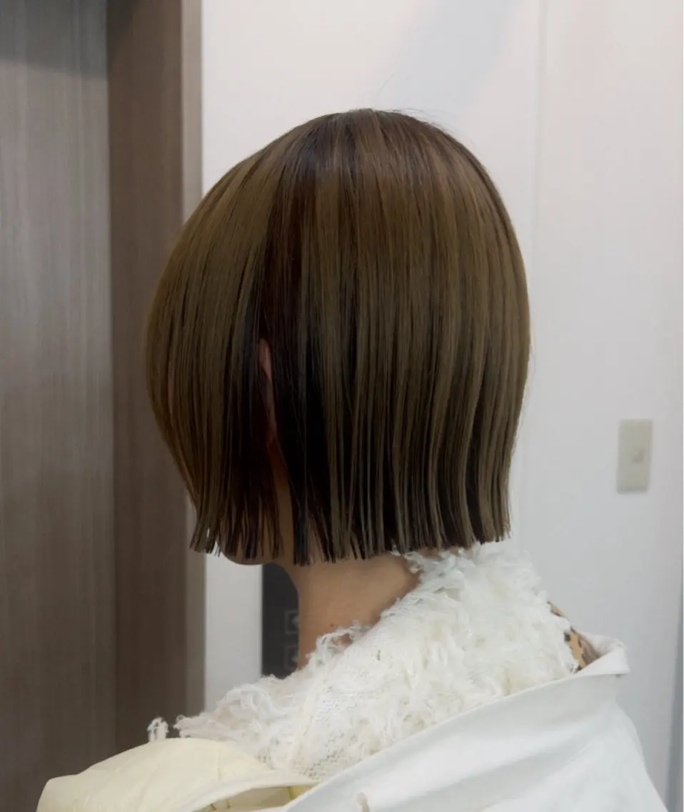 ショート カット tiel 小山莉々のヘアスタイル