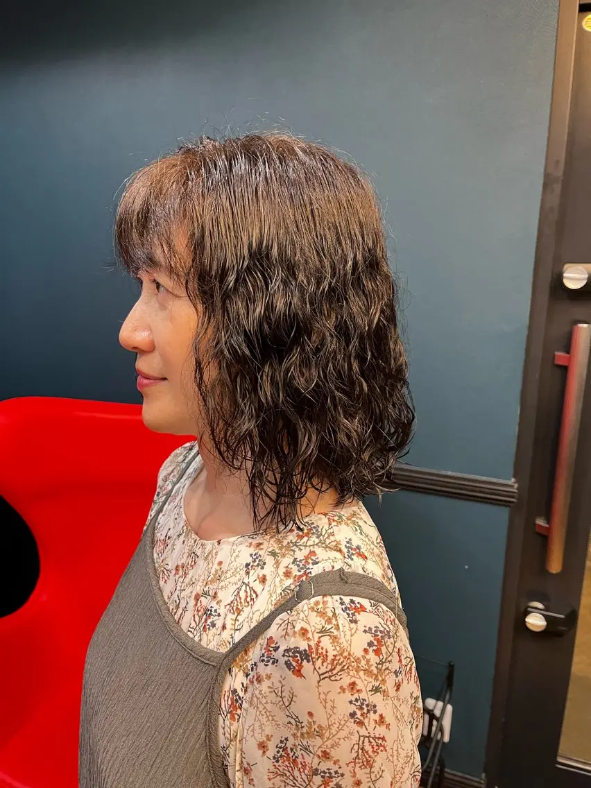 ミディアム パーマ カット パーマ トリートメント 磯山 直貴のヘアスタイル
