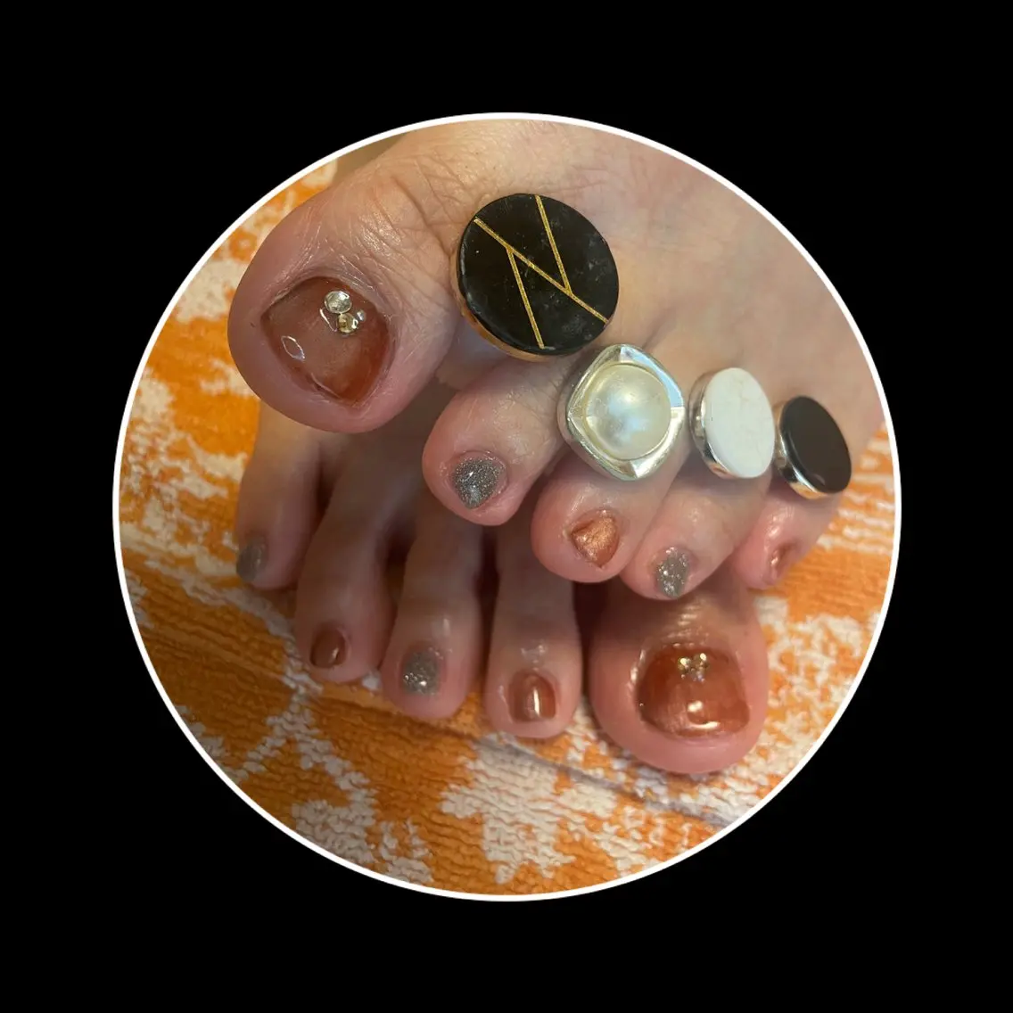 ネイル ブラウン フラッシュネイル フットネイル マグネットネイル NAIL★M 真紀のネイルデザイン
