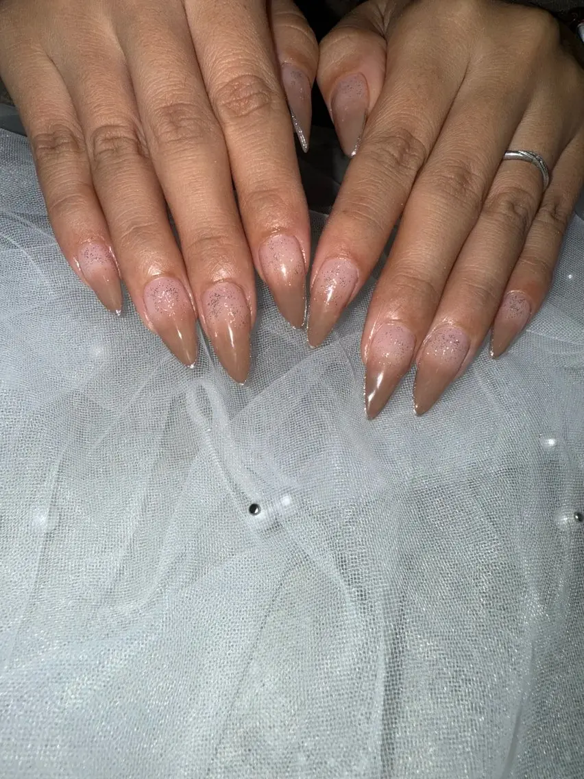 ネイル 持ち込み ハンドネイル Raviliss ♡のネイルデザイン