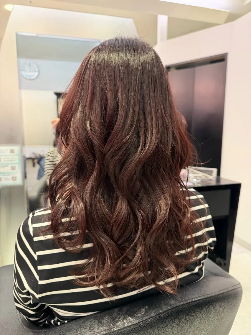 ロング ピンクブラウン ロング 💜saki 💜のヘアスタイル