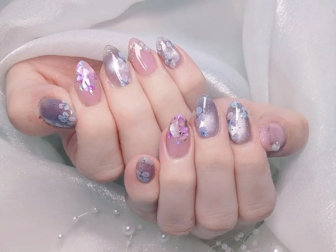 ネイル 長さ出し ジェルネイル キラキラネイル ラメ(グリッター) ニュアンスネイル Chouette Nailのネイルデザイン