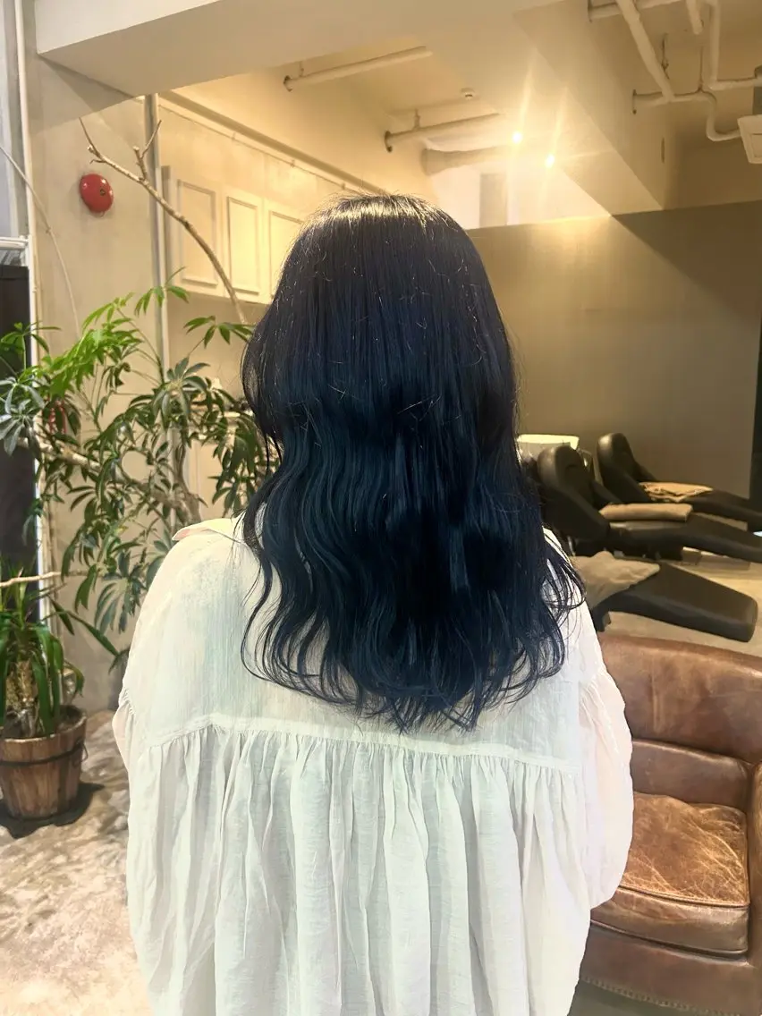 ロング ロングレイヤー レイヤーカット ロング 髪質改善×ハイトーン レイヤー天神美容室のヘアスタイル