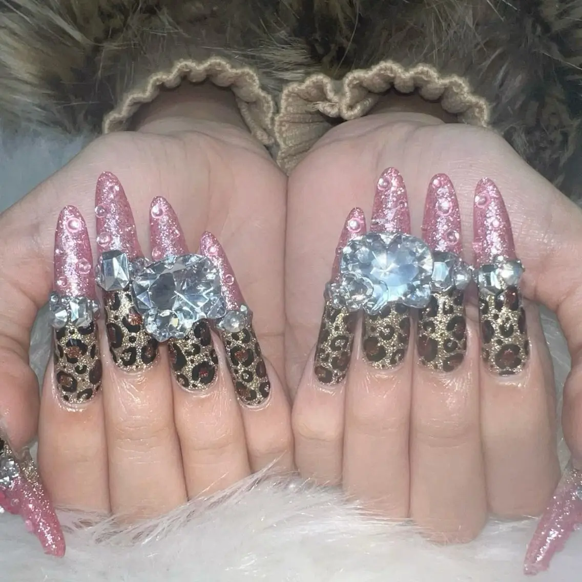 ネイル ハンドネイル Lee Nailsのネイルデザイン