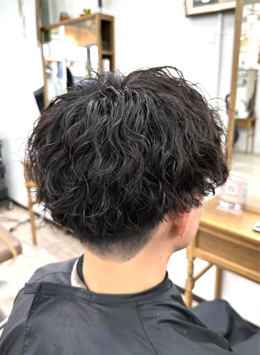 【メンズ限定】カット+ハードパーマ(ツイスパ、波巻き)+炭酸シャンプーの写真