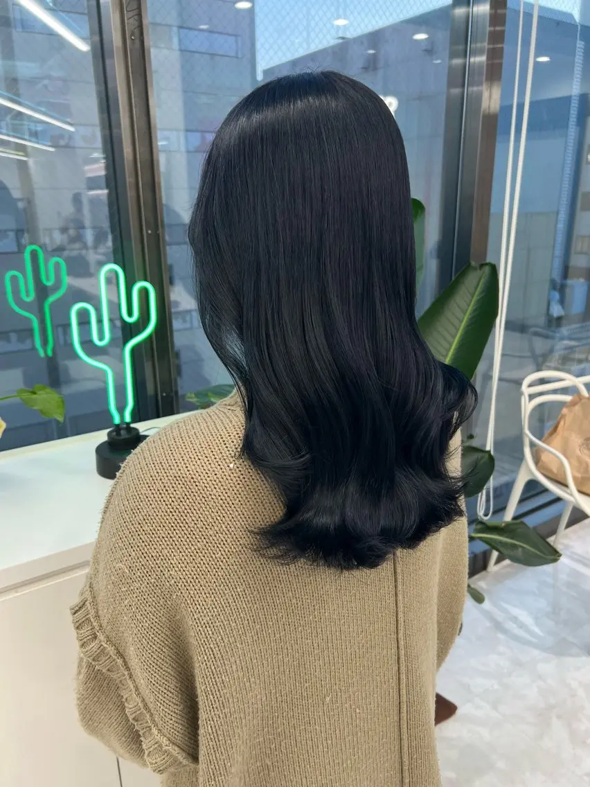 ロング カラー ヘアアレンジ ヘアカラー トリートメント ヘアセット レイヤー×透明感カラ ーHAYATOのヘアスタイル